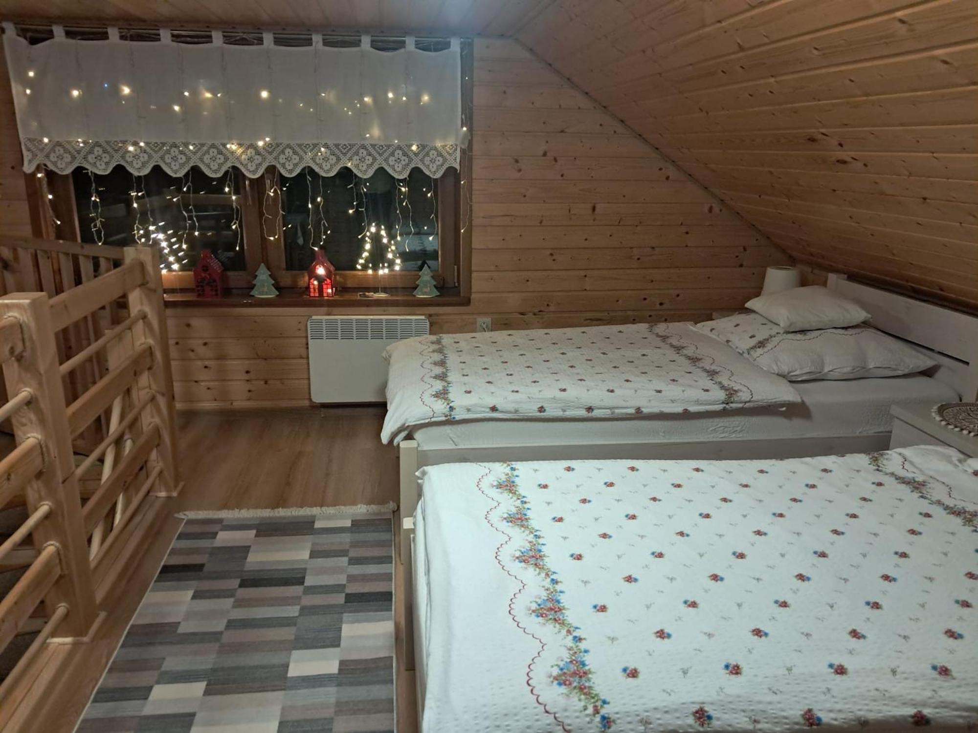 Holiday home Drewniany Daria I Tomek 2 Na 8 Osob